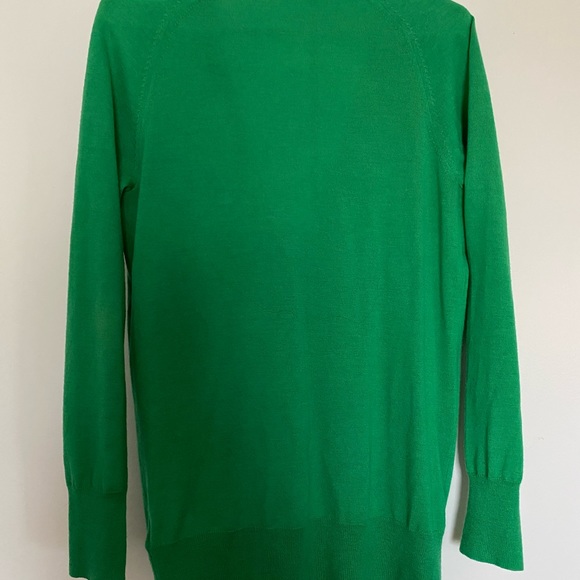 Long sleeve V-neck cardigan. - Picture 3 of 3